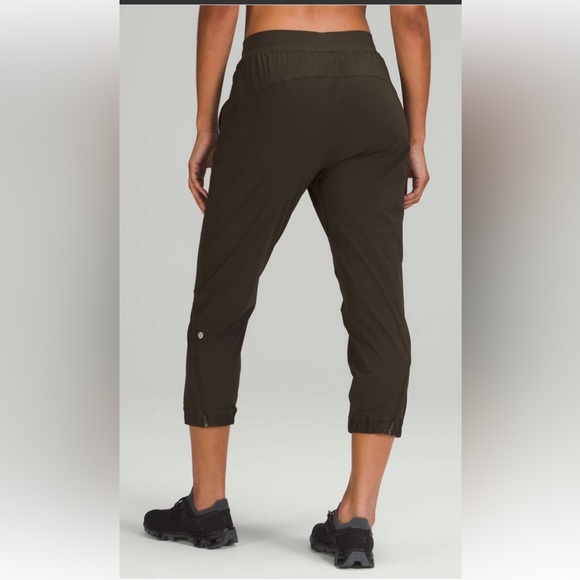 Lululemon Cropped Adapted State Joggers 4 - Picture 2 of 9